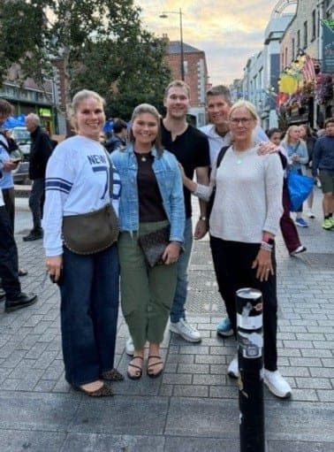Matt Felix with his wife, Trish, and their children Andrew, Katie and Caroline.
