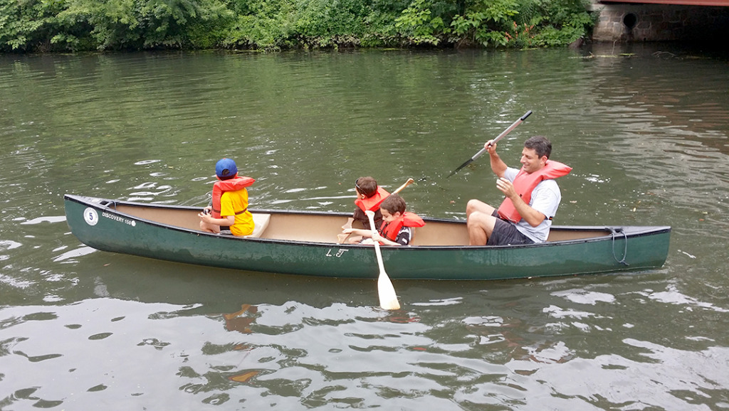 The Sicola family of Watchung worked together to claim the quickest trip.  Photo by Cheryl Weiss
