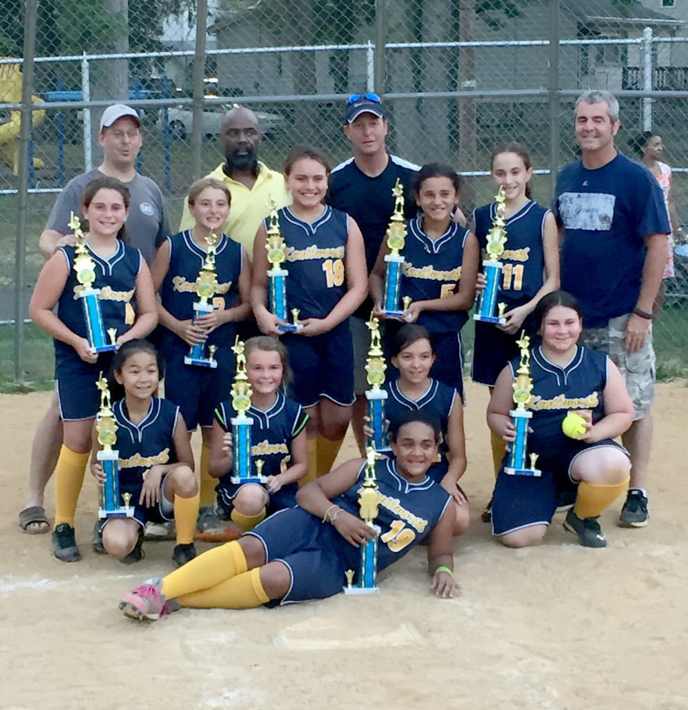 The Kenilworth Girls 10u Softball Team