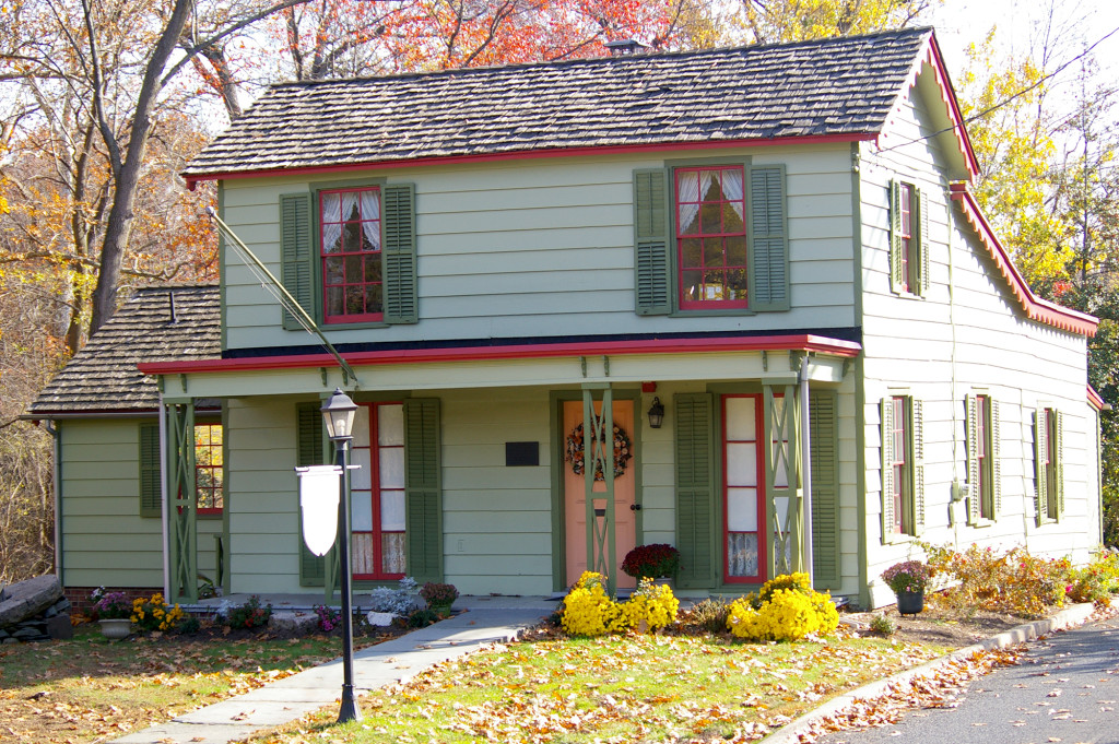 (above) Crane-Phillips House Museum.