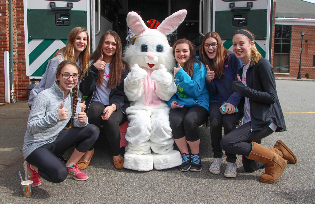 (above) Rescue Rabbit gets a thumbs up.