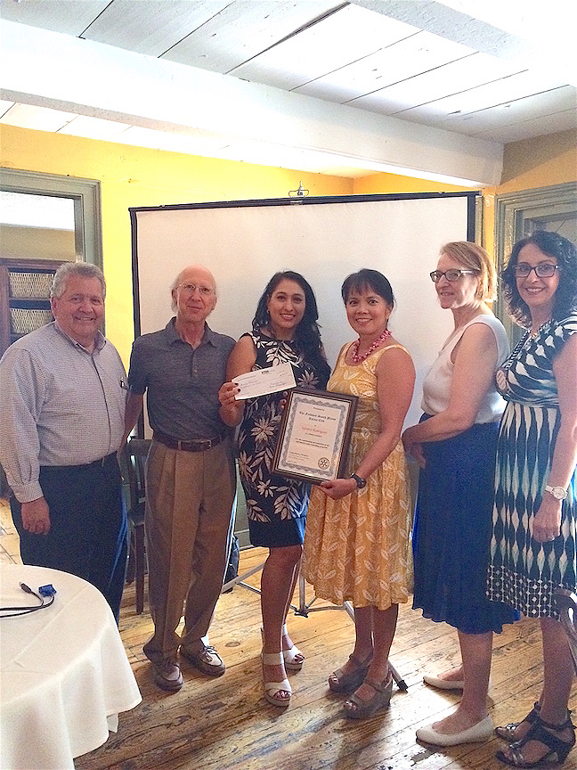 (above l-r) Sandy Rodriquez from Family Promise of Union County discusses how they help homeless families achieve independence. Steve Goldberg, Don Rosenberg, Sandy Rodriquez, Cathy Harris, Julie Murphy and Carmela Resnick.