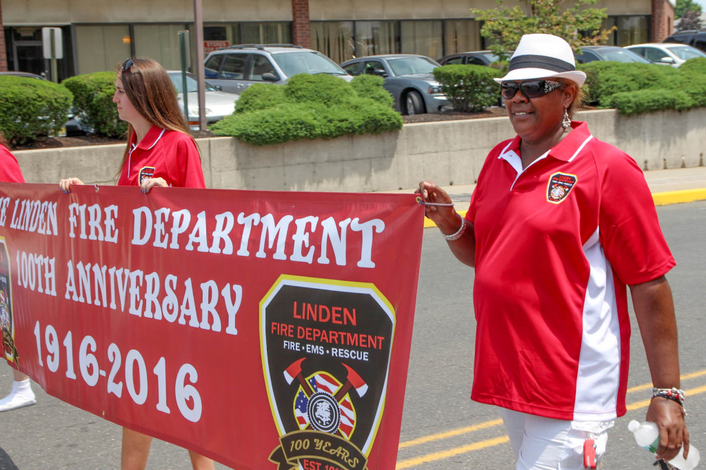LFD100thParadeJR-15