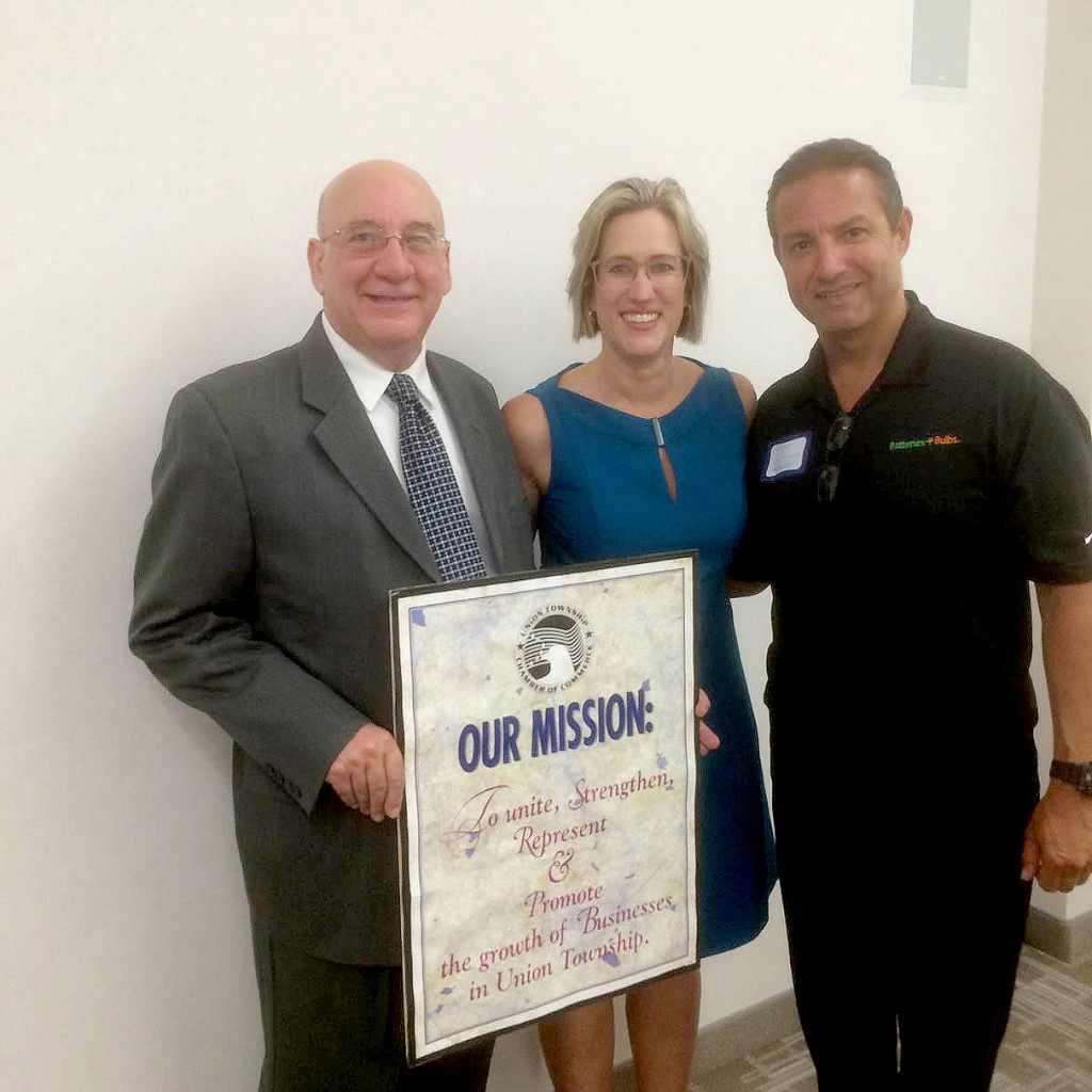 (above l-r) James Masterson, Executive Director, Union Chamber of Commerce; Lisa Marie Platske, guest speaker President of Upside Thinking; Angel Cartagena, President of the Union Chamber of Commerce.