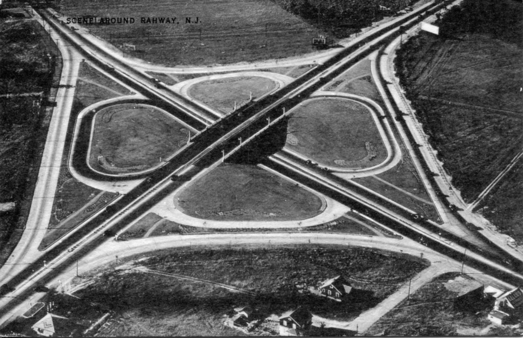 (above) Touted as the first of its kind in the world, the Cloverleaf Junction in Woodbridge was one of the most important features of Highway 25.