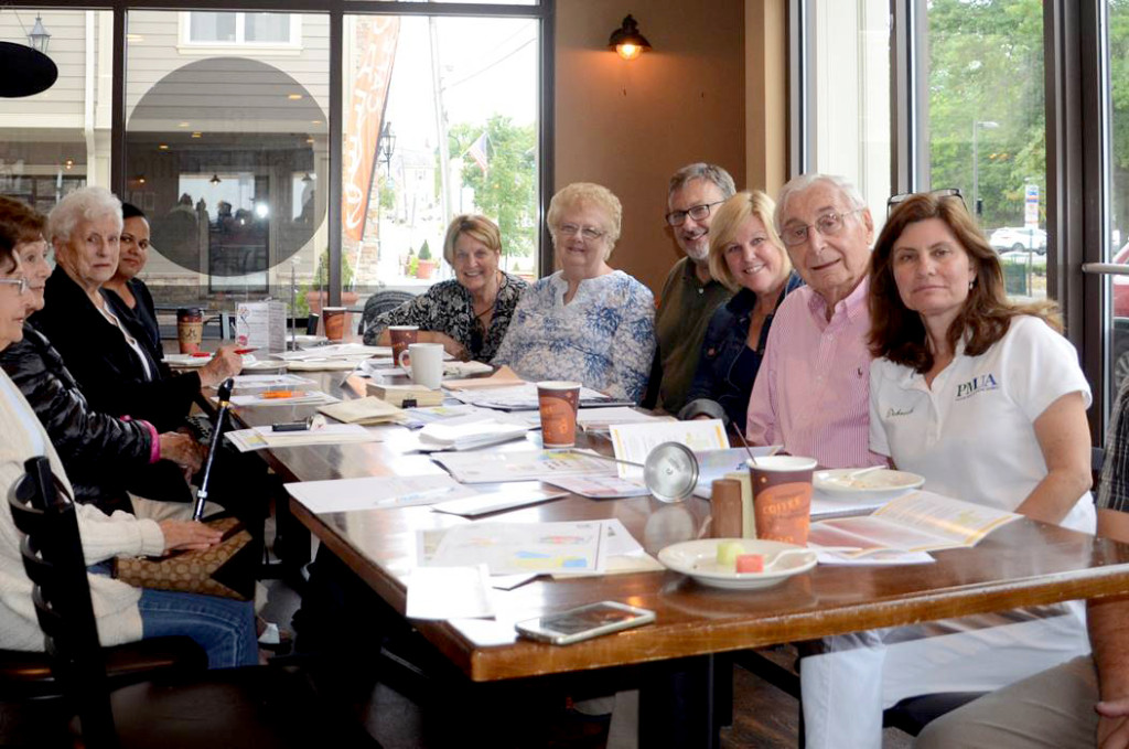 (above) On Saturday September 24th, "Coffee with the Mayor" was held at Mara's Cafe in Fanwood, the second informal session hosted by Mayor Colleen Mahr to chat with any residents who want to show up to discuss various issues. Residents heard updates of various Fanwood issues from Carol Campbell, President of Friends of the Fanwood Library, Council members Kathy Mitchell and Tom Kranz, Mayor Mahr, Fanwood historian Joe Nagy and Deborah Kane of the Plainfield Municipal Utilities Authority which is launching curbside recycling in Fanwood.